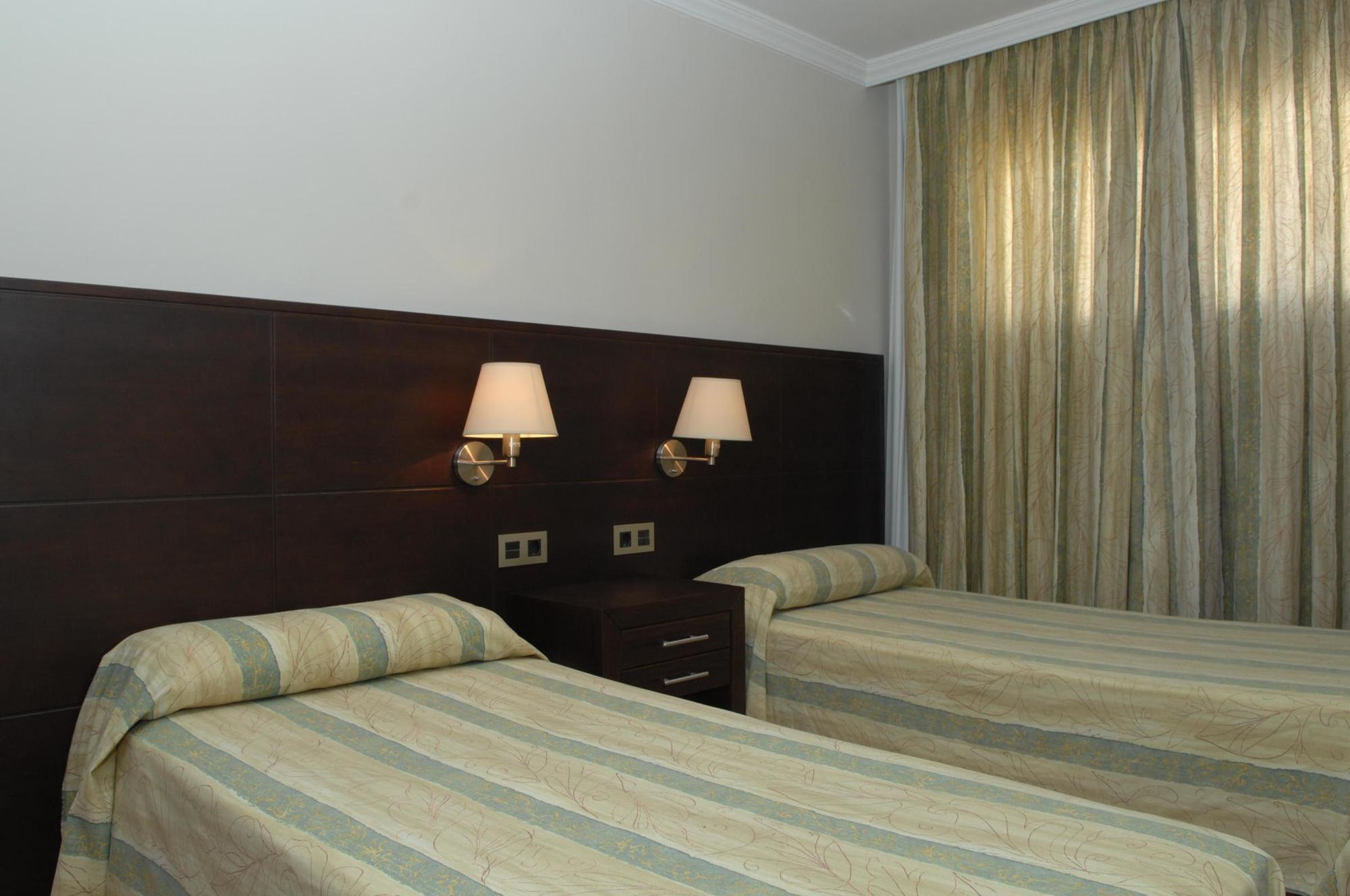 Tc Apartamentos Rocamar Puerto Rico  Ngoại thất bức ảnh